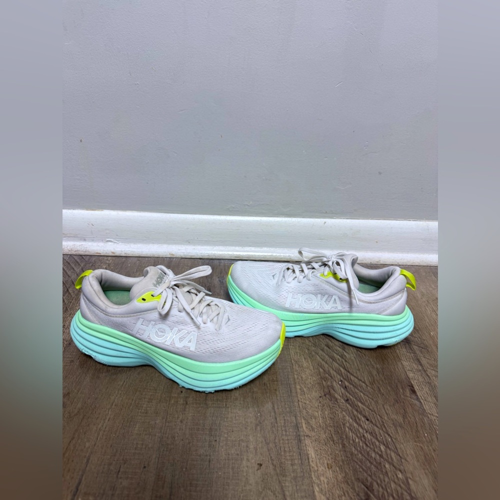 Hoka Bondi 8 7.5 Blanc/Ocean EUC SFPF home